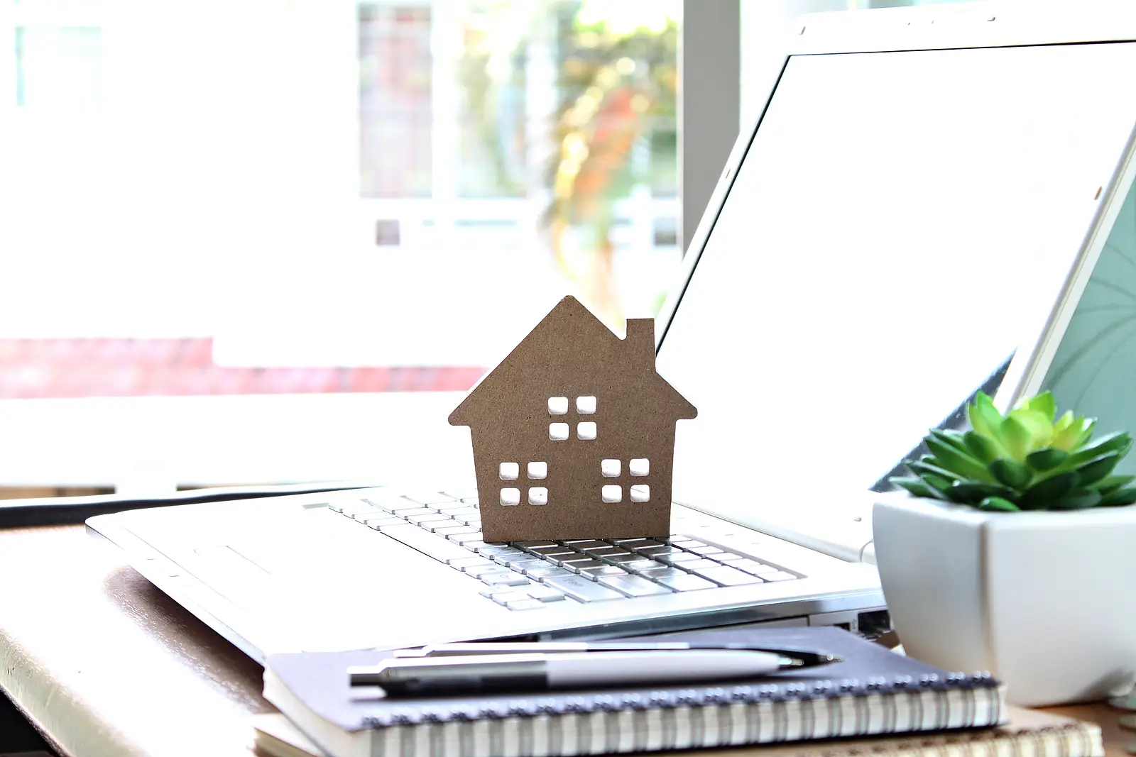 How Digital Leasing Helps Portland Landlords Fill Vacancies Faster